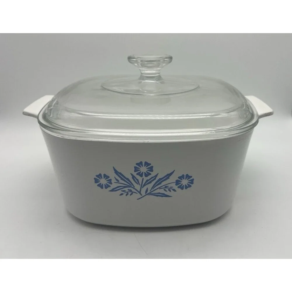 Corning Ware Blue Cornflower Casserole Dish, A-3-B, w/PYREX Lid A9C